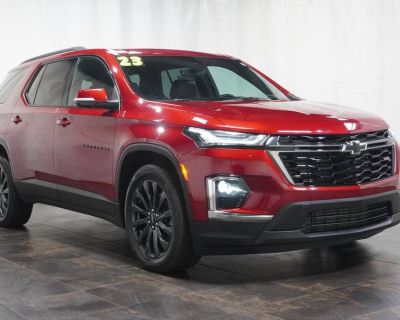 Used 2023 Chevrolet Traverse RS