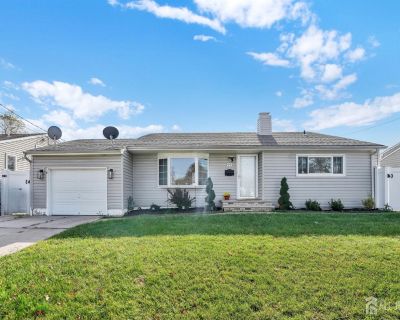 3 Bedroom 1BA 1508 ft Single Family House For Sale in Colonia, NJ