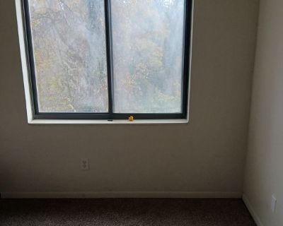 I'm a kind an nice person im responsible i stay to myself an im willing to negotiate if needed.. 1 Bedroom. 1 Bathroom