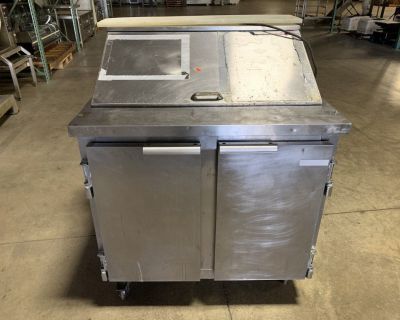 Leader 36" S/S 2-Door Prep Table RTR#4093568-17