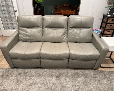 This item is up for Auction November 22 bidding starts November 16 Western star Auctions located at number 5 1698 Cary RD Kelowna Viewing is Wednesday from 7 AM until 1 PM and 3 PM until 6 PM For direct auction link go to Westernstarauctions.com or text 250-769-5588 many great items up for Auction