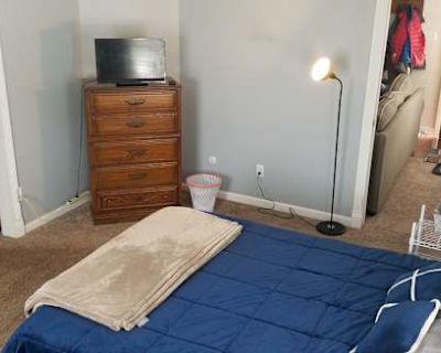 Private room with shared bathroom in a House, Noblesville, IN 46062