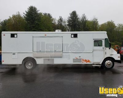 Well Equipped -  32' Chevy P90 Step Van Kitchen Food Truck with 2020 Kitchen Build-Out