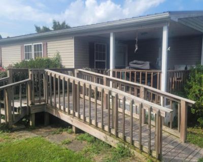 3 Bedroom 2BA 1248 ft Manufactured Home For Sale in MILLERSBURG, PA