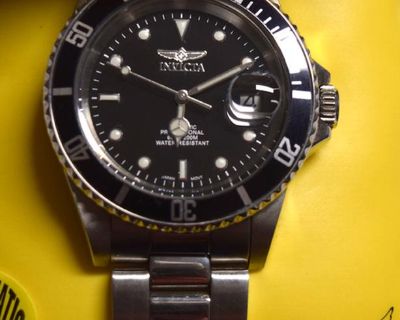 Invicta Automatic Professional 200m Diver's Watch