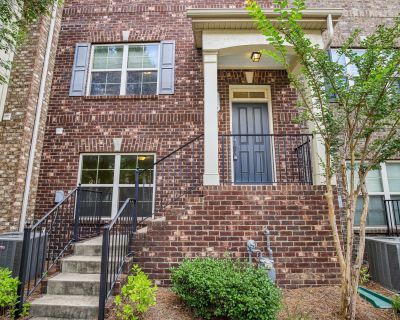 4 Bedroom 3BA 1758 ft Townhouse For Sale in Brentwood, TN