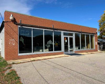 Commercial Property For Sale in Kittery, ME