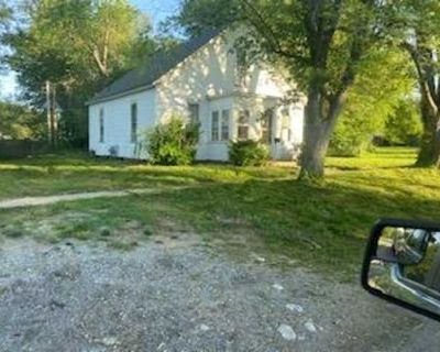 $5000 CASH!. Pet friendly Property Amenities cats allowed dogs allowed. Pets allowed. 2 Bedroom. 1 Bathroom. 7184 ft