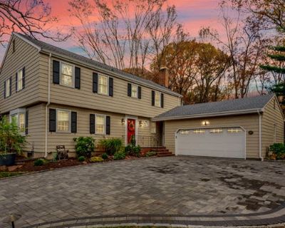 4 Bedroom 4BA 3947 ft Single Family Home For Sale in WEST HARTFORD, CT