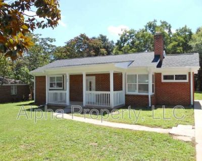 2 Bedroom 1BA 912 ft Pet-Friendly Apartment For Rent in Gantt, SC
