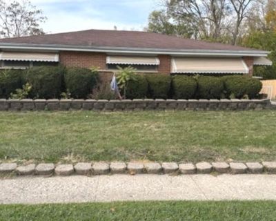 3 Bedroom 2BA 1269 ft Single Family Home For Sale in MARKHAM, IL