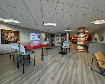 Rent A Class Bloomington Office & Coworking Space: The International Plaza