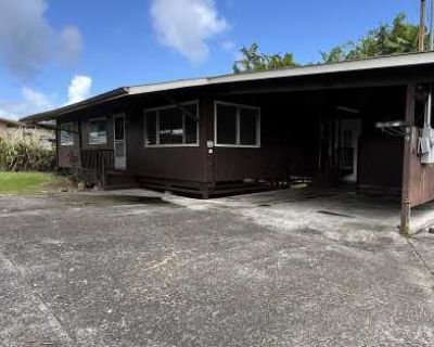 3 Bedroom 1.5BA 1056 ft Apartment For Rent in Hilo, HI