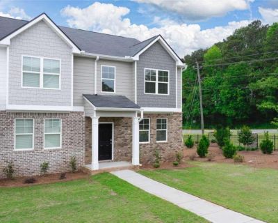 3 Bedroom 2BA 2002 ft Townhouse For Sale in Lawrenceville, GA