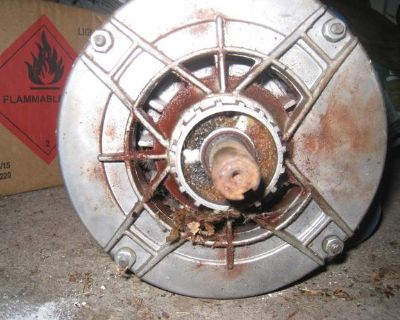 3/4 HP ELECTRIC MOTOR ( AND AIR COMPRESSOR )