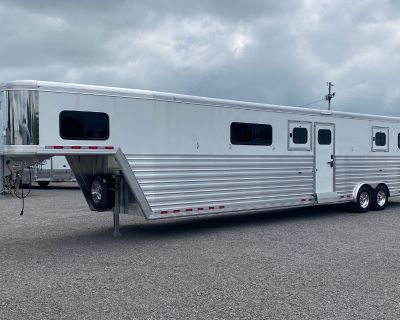 2024 Cimarron Trailers 6 Horse Head to Head, 2024 CIMARRON NORSTAR 6 HORSE HEAD TO HEAD TRAILER Upgraded Features On This Trailer 35'9" Floor Length - 5'8" added to horse area - 1' added to tack room Extra tall - 7'10" Electric/Hydraulic disc brakes from Dexter Continental 245/70R17.5 Tires on aluminum mod wheels Extruded side plank extended full length Hydraulic jack with batter and aluminum b...