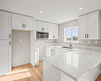 4 Bedroom 2BA 1534 ft Duplex For Sale in SAN DIEGO, CA