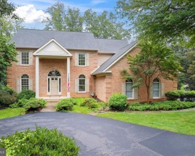 Brookside Dr, Alexandria, Home For Sale