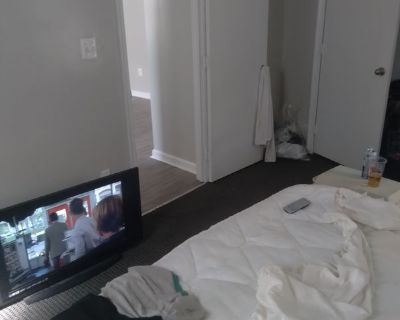 Jerry WINSTON (Has an Apartment). Room in the 2 Bedroom 1BA Pet-Friendly Apartment For Rent...