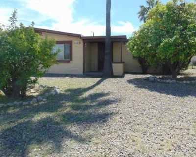 PROMO $350 off first month's rent!!!. A mix of culture, arts, and sports, Tucson is home to a variety of people and lifestyles. Pet friendly Carport Air conditioning Carpet Unit Amenities air conditioning carpet Property Amenities pet friendly carport parking cats allowed dogs allowed. Pets allowed. 3 Bedroom. 2 Bathroom. 1388 ft