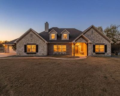 3 Bedroom 3BA 2755 ft Single Family Home For Sale in ANNA, TX