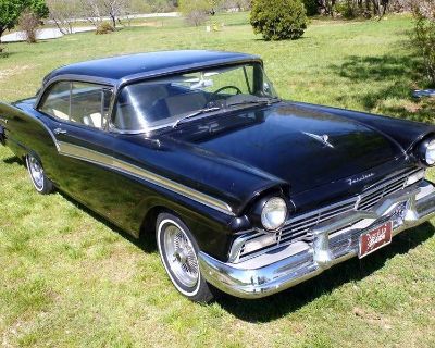 1957 Ford Fairlane