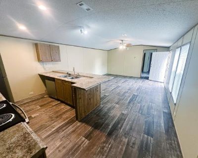 3 Bedroom 2BA 1088 ft Mobile Home For Rent in Wichita, KS