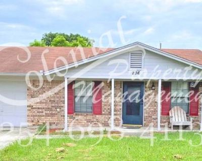 3 Bedroom 1.5BA 1026 ft Pet-Friendly Apartment For Rent in Copperas Cove, TX