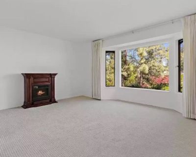 Spacious 1 bedroom/1 bathroom.