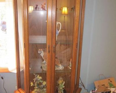 April's Estate Sales is in Wyckoff, NJ for a 2 day sale - packed house!