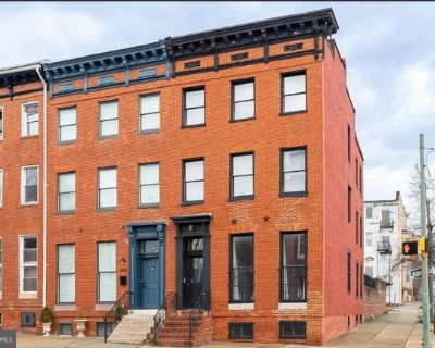 1401 Druid Hill Ave Apt B. Welcome to your new home in the heart of Baltimore, MD. This one-bedroom, two-bathroom apartment is a corner unit in a Federal-style building, offering a unique blend of historic charm and modern convenience. The apartment spans two levels, providing ample space for comfortable living. The updated kitchen is equipped with stainless steel appliances, including a new di...