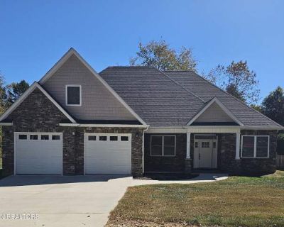 3 Bedroom 2.5BA 2376 ft Apartment For Rent in Tellico Village, TN