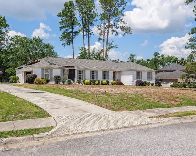 4 Bedroom 3BA 2985 ft Single Family Home For Rent in Augusta, GA