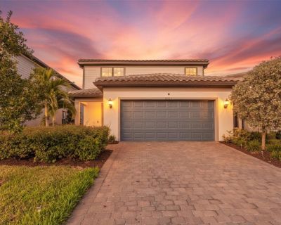 4 Bedroom 3BA 2208 ft Single Family House For Sale in Bradenton, FL