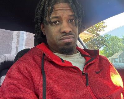 Male Professional Male seeks a small or large room