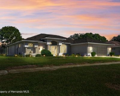 Newcastle Ave, Spring Hill, Home For Sale