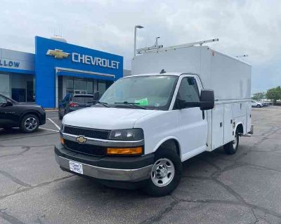 2019 Chevrolet Express 3500 Work Van Cutaway