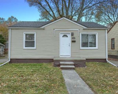 2 Bedroom 1BA 700 ft Single Family Home For Sale in WARREN, MI