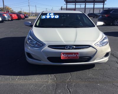 2016 Hyundai Accent SE 4-Door 6A