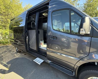 2025 Airstream Interstate 24GT