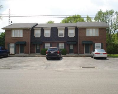 2 Bedroom 1BA 1100 ft Apartment For Rent in Bowling Green, KY