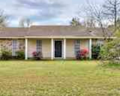 3 Bedroom 2BA Pet-Friendly House For Rent in Augusta, GA 2380 Travis Pines Dr