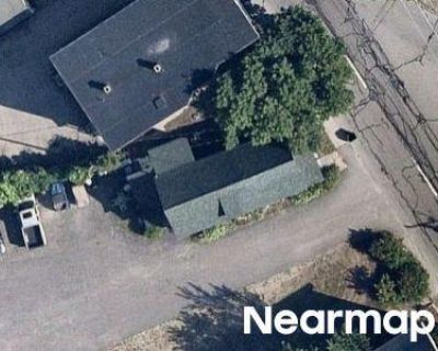 3 Bed 1.0 Bath Bankruptcy Property in Manchester, NH 03103 - Willow St