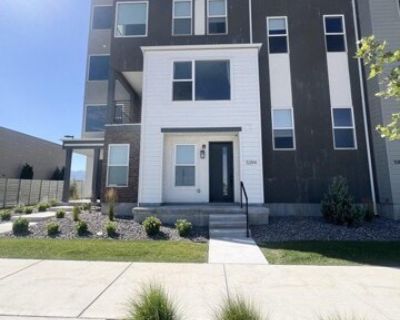 W S Jordan Pkwy, South Jordan, Home For Rent
