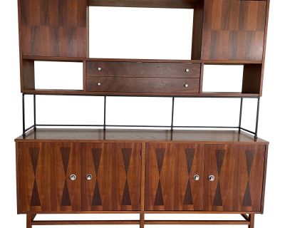 1968 Mid-Century Modern Stanley Console Buffet With Hutch