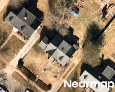 1.5 Bath Preforeclosure Property in Lynchburg, VA 24502 - Saint Cloud Ave