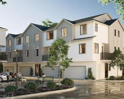 3 Bedroom 4BA 1521 ft Condominium For Sale in ESCONDIDO, CA