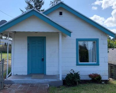 1 Bedroom 1BA 582 ft Apartment For Rent in Salem, OR