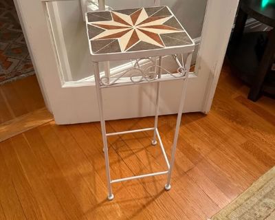 Plant stand