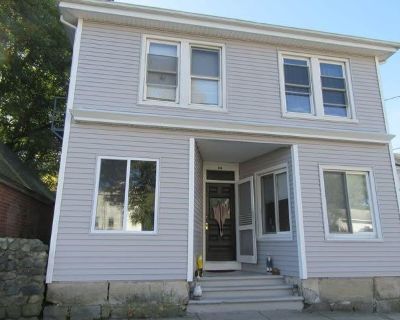 3 Bedroom 1BA 960 ft Apartment For Rent in Westerly, RI